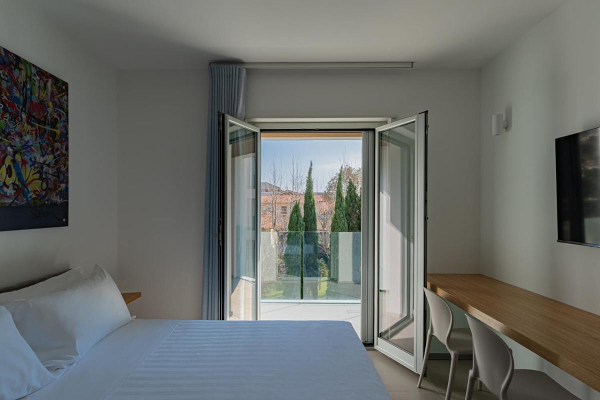 Marina Gardens Boutique&Suites Франкавілла-аль-Маре Номер фото